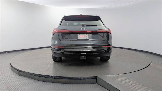 Used 2024 Audi Q8 e-tron Premium Plus w/ Premium Plus Package AWD/4WD image 7