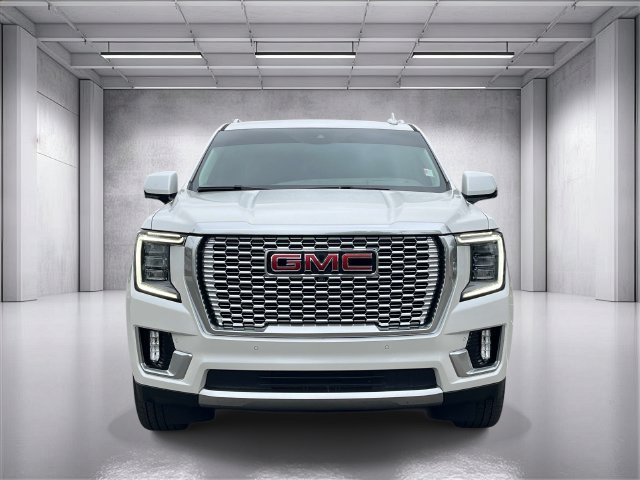 Used 2024 GMC Yukon Denali AWD/4WD image 8