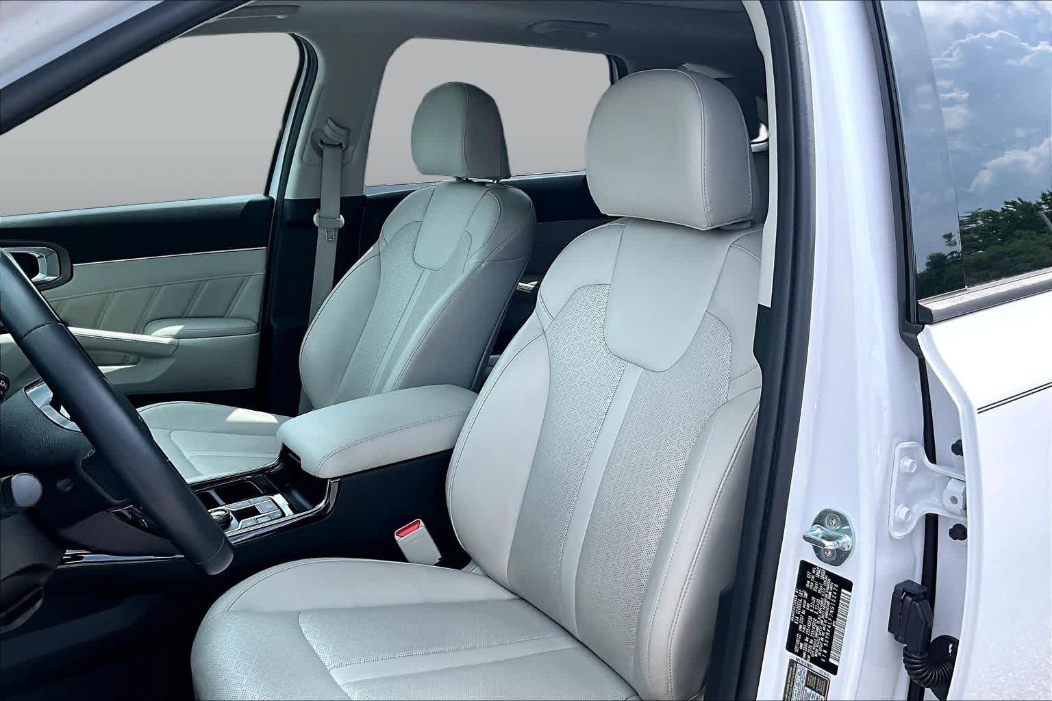 Used 2022 Kia Sorento SX FWD image 8