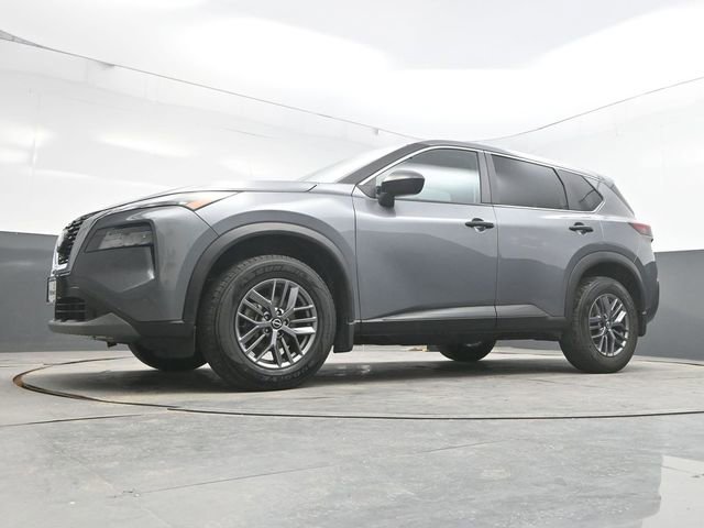 Used 2023 Nissan Rogue S AWD/4WD image 32