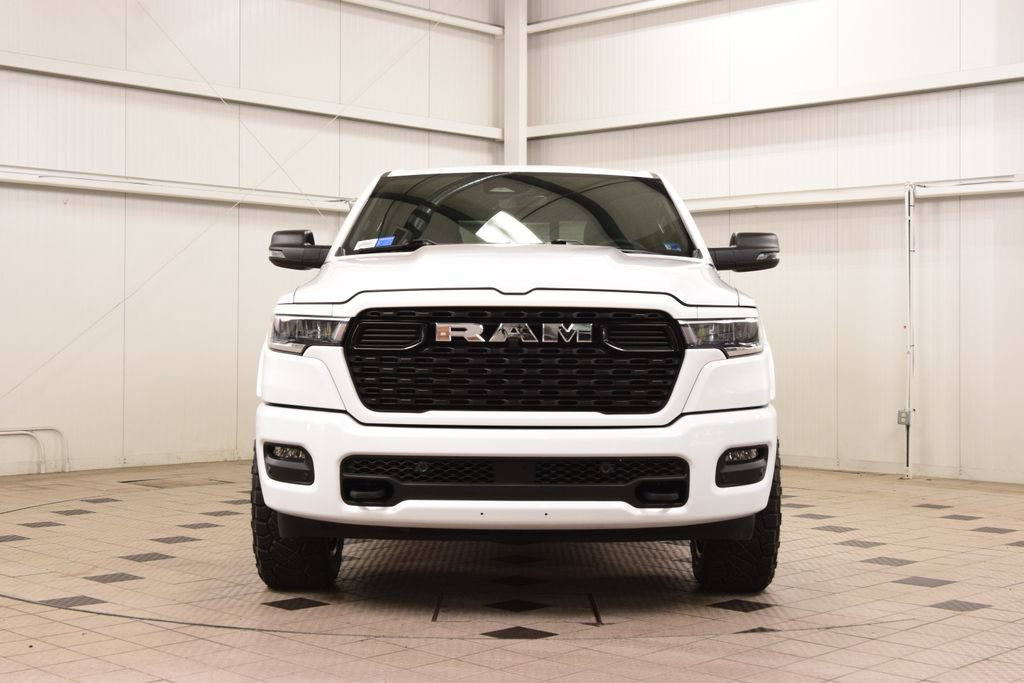 Used 2025 RAM 1500 Big Horn AWD/4WD image 2