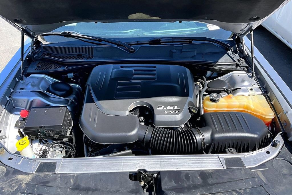 Certified 2016 Dodge Challenger SXT image 30