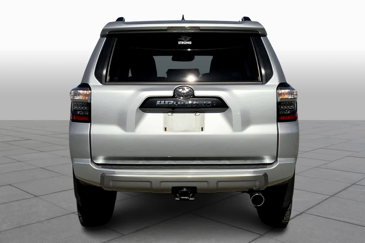 Used 2021 Toyota 4Runner TRD Off-Road Premium AWD/4WD image 5
