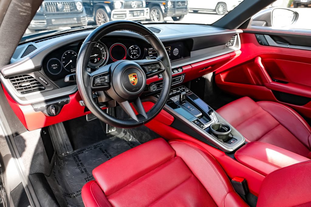 Used 2023 Porsche 911 Carrera RWD image 12