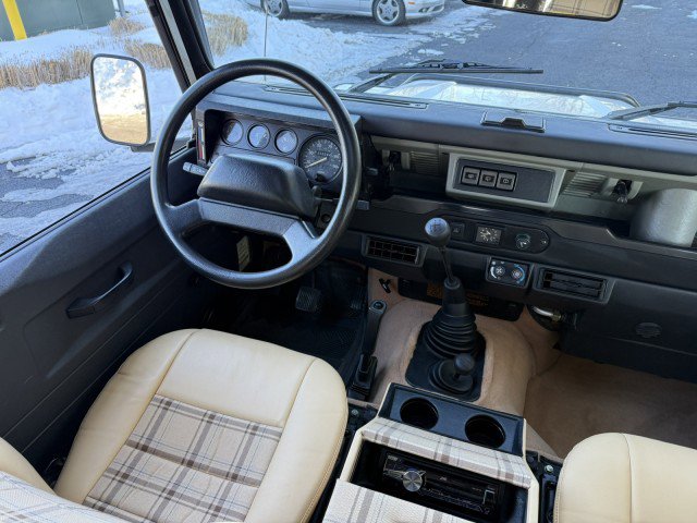 Used 1995 Land Rover Defender 90 image 35