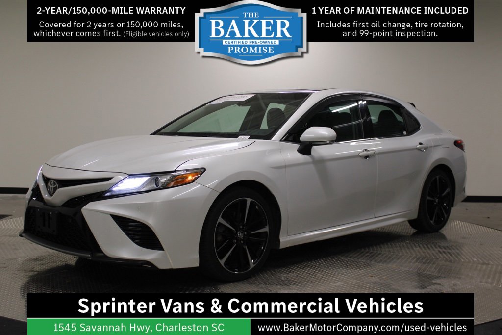 Used 2018 Toyota Camry XSE image 1