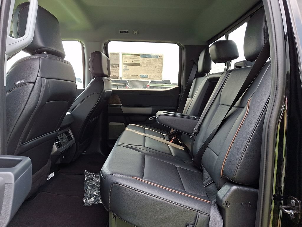 New 2026 Ford F250 Lariat w/ Black Appearance Package AWD/4WD image 6
