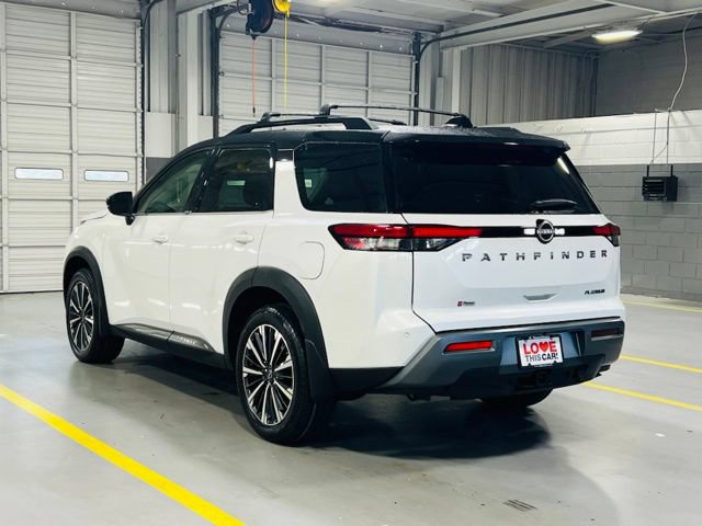 New 2026 Nissan Pathfinder Platinum FWD image 18