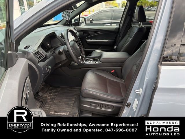 Used 2024 Honda Passport Black Edition image 8