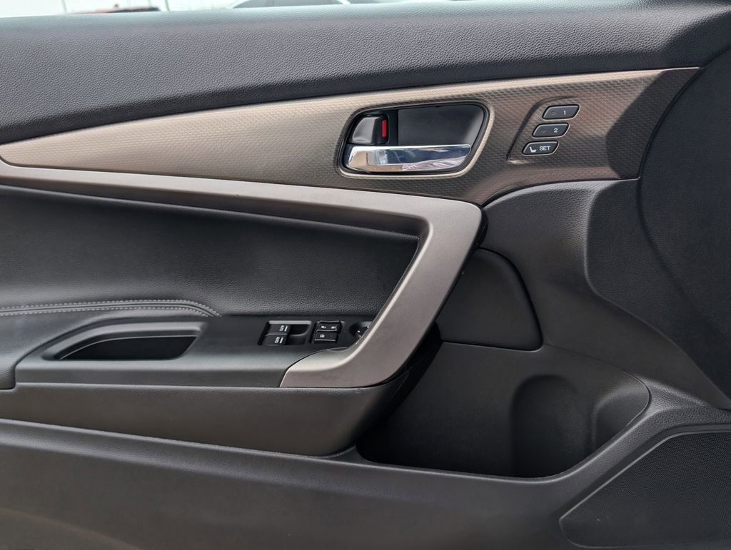 Used 2017 Honda Accord EX-L image 10