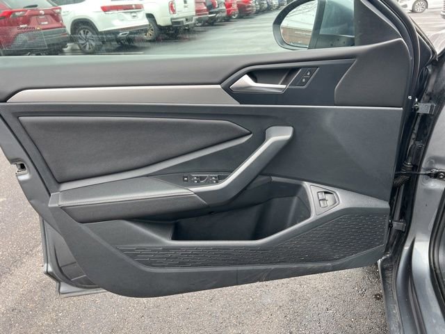Used 2024 Volkswagen Jetta S image 25