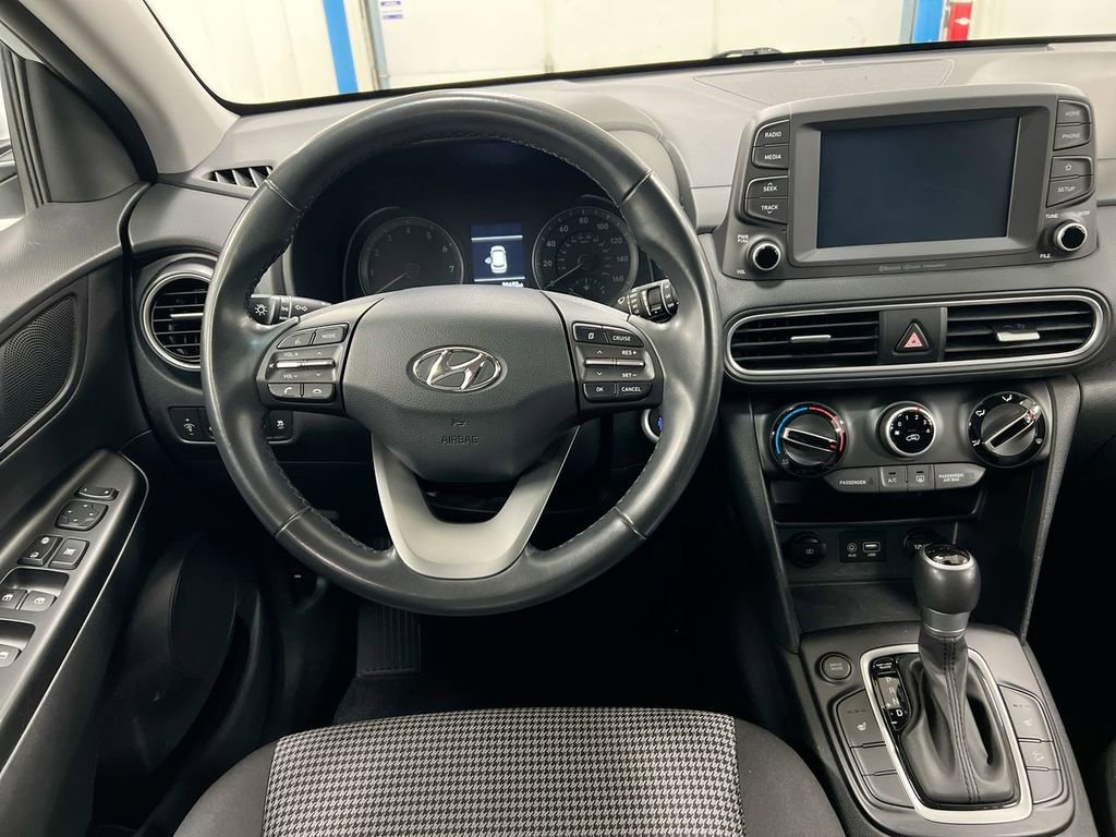 Used 2021 Hyundai Kona SEL FWD image 11