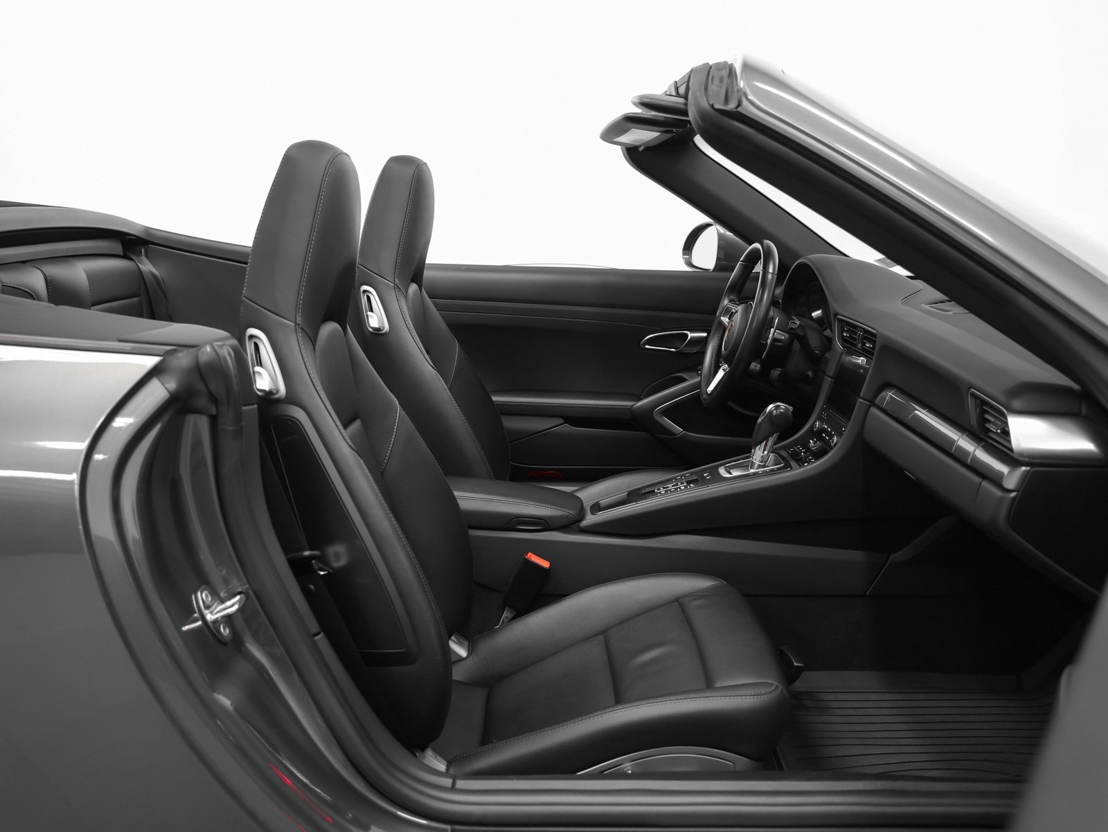 Used 2017 Porsche 911 Carrera S image 33