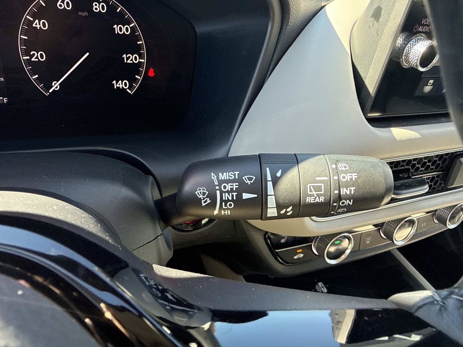 Used 2026 Honda HR-V EX-L image 31