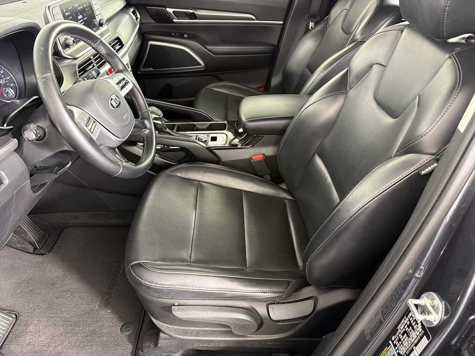 Used 2021 Kia Telluride LX FWD image 7