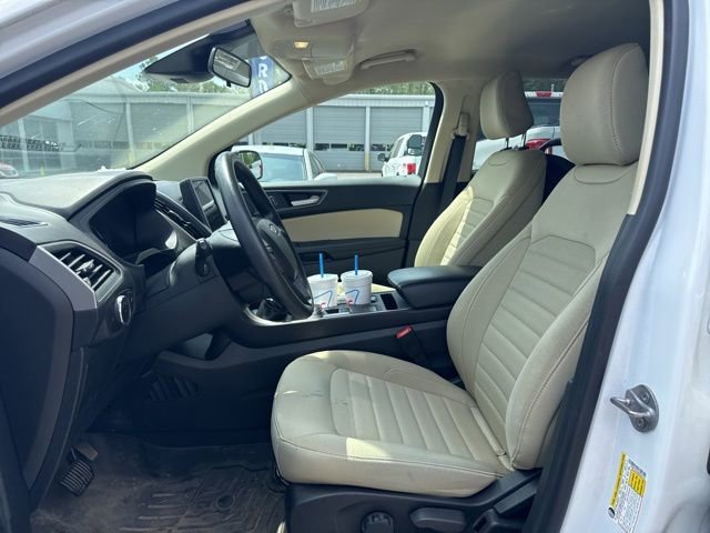 Used 2024 Ford Edge SE image 6