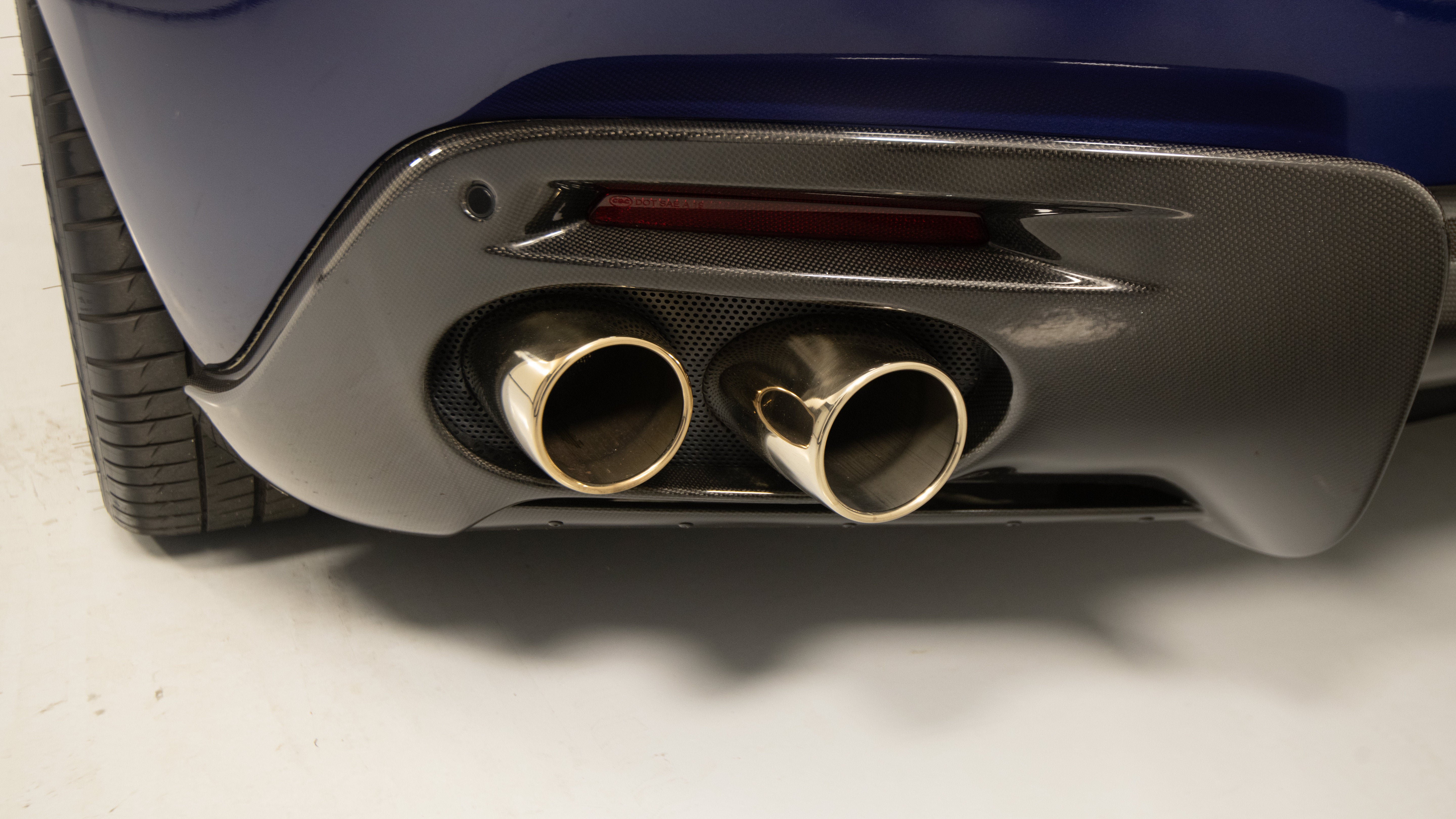 Certified 2025 Ferrari Roma Spider RWD image 18