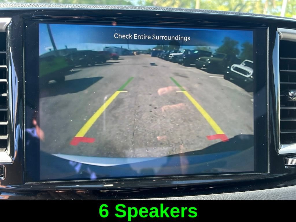 Used 2024 Chrysler Pacifica Touring-L FWD image 15