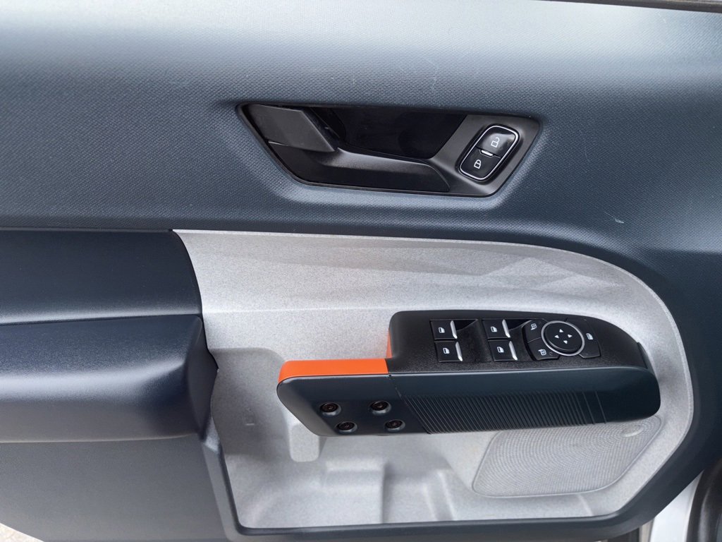 Used 2023 Ford Maverick XLT image 9