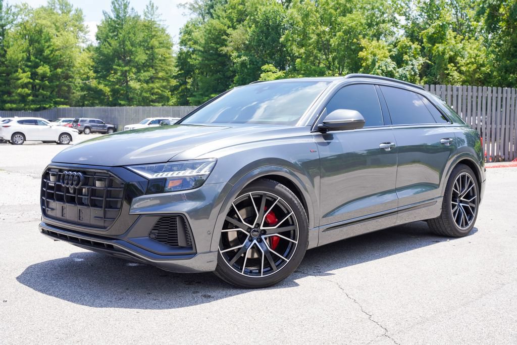 Used 2020 Audi Q8 Prestige w/ Prestige Package AWD/4WD image 3
