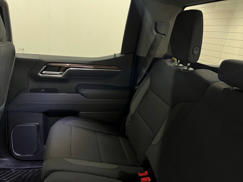 New 2026 Chevrolet Silverado 1500 LT AWD/4WD image 30