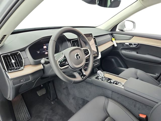New 2026 Volvo XC90 B6 Plus w/ Protection Package Premier image 28