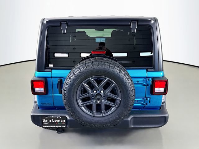 Used 2024 Jeep Wrangler Sport S image 6