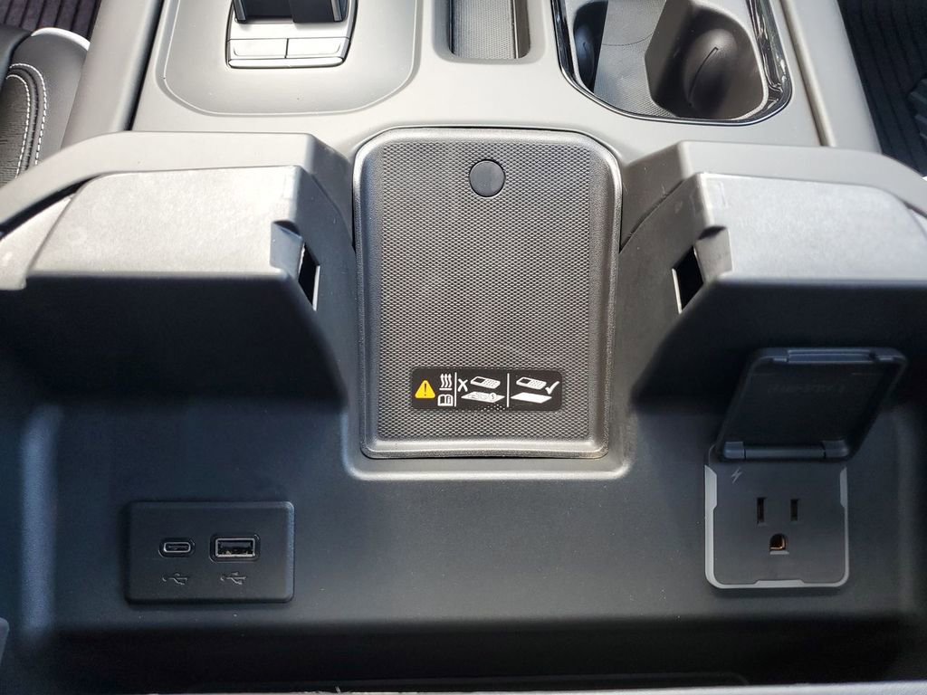 New 2026 GMC Sierra 2500 AT4X w/ AT4X AEV Edition image 36