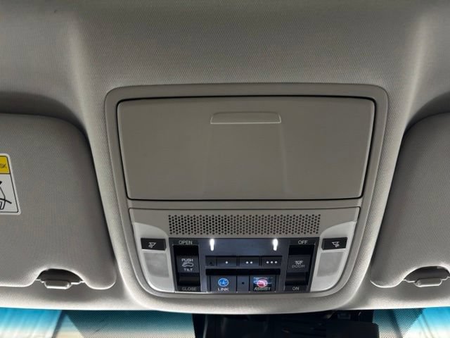 Used 2020 Acura MDX w/ Advance Package AWD/4WD image 24