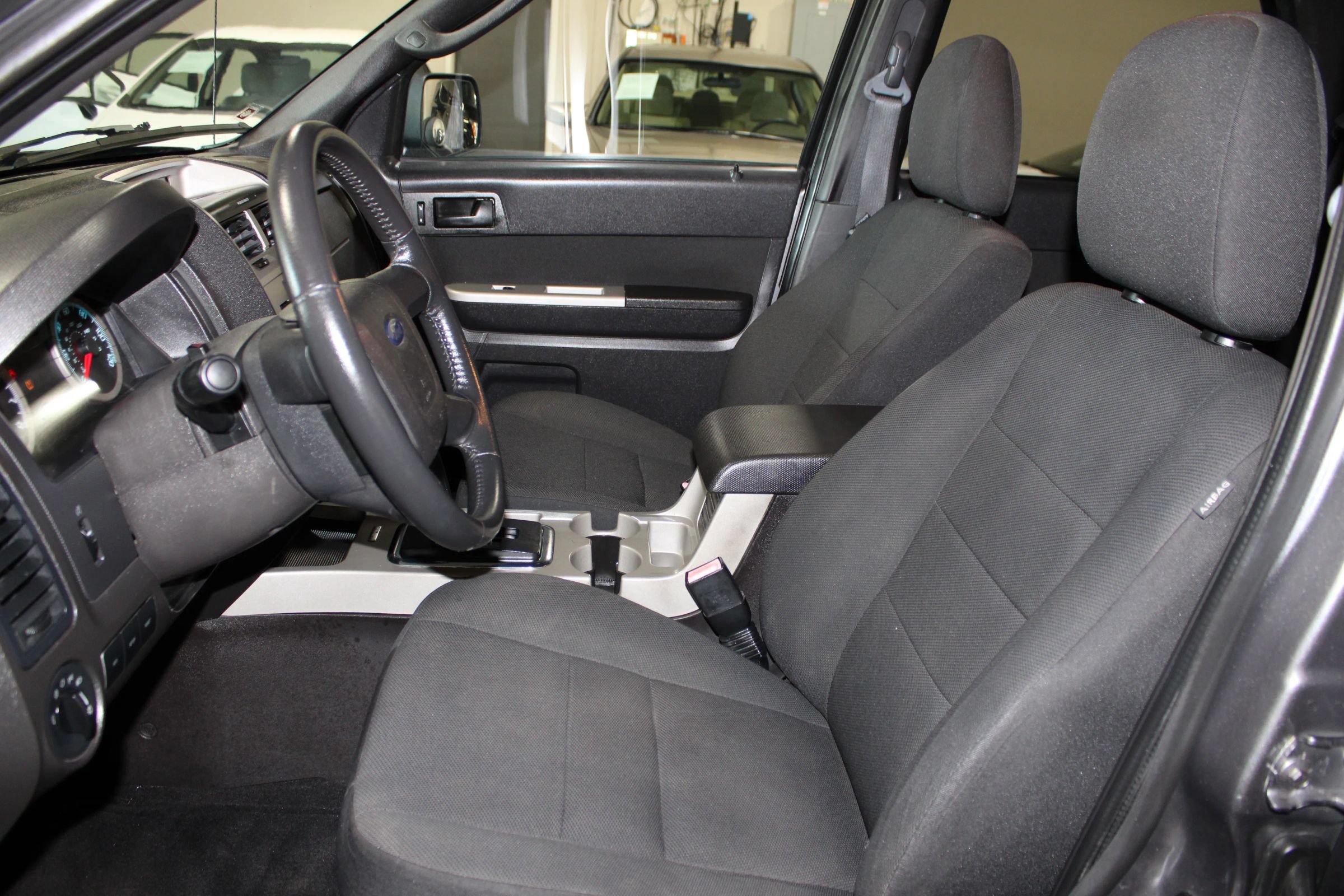 Used 2010 Ford Escape XLT FWD image 21