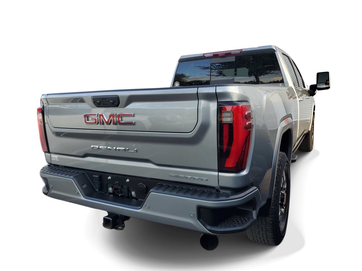 Used 2024 GMC Sierra 3500 Denali w/ Denali Reserve Package AWD/4WD image 4