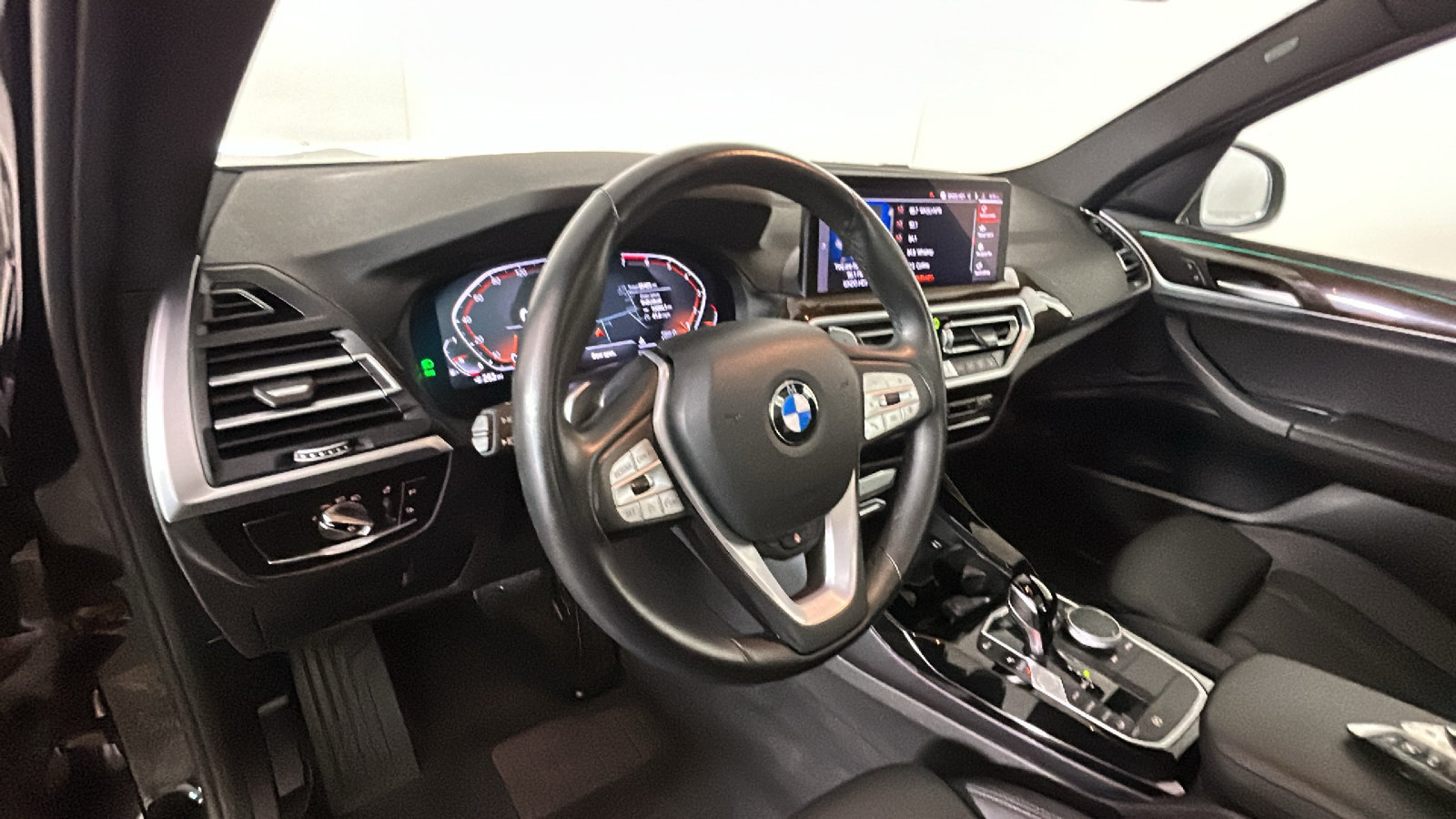Used 2024 BMW X3 xDrive30i AWD/4WD image 16
