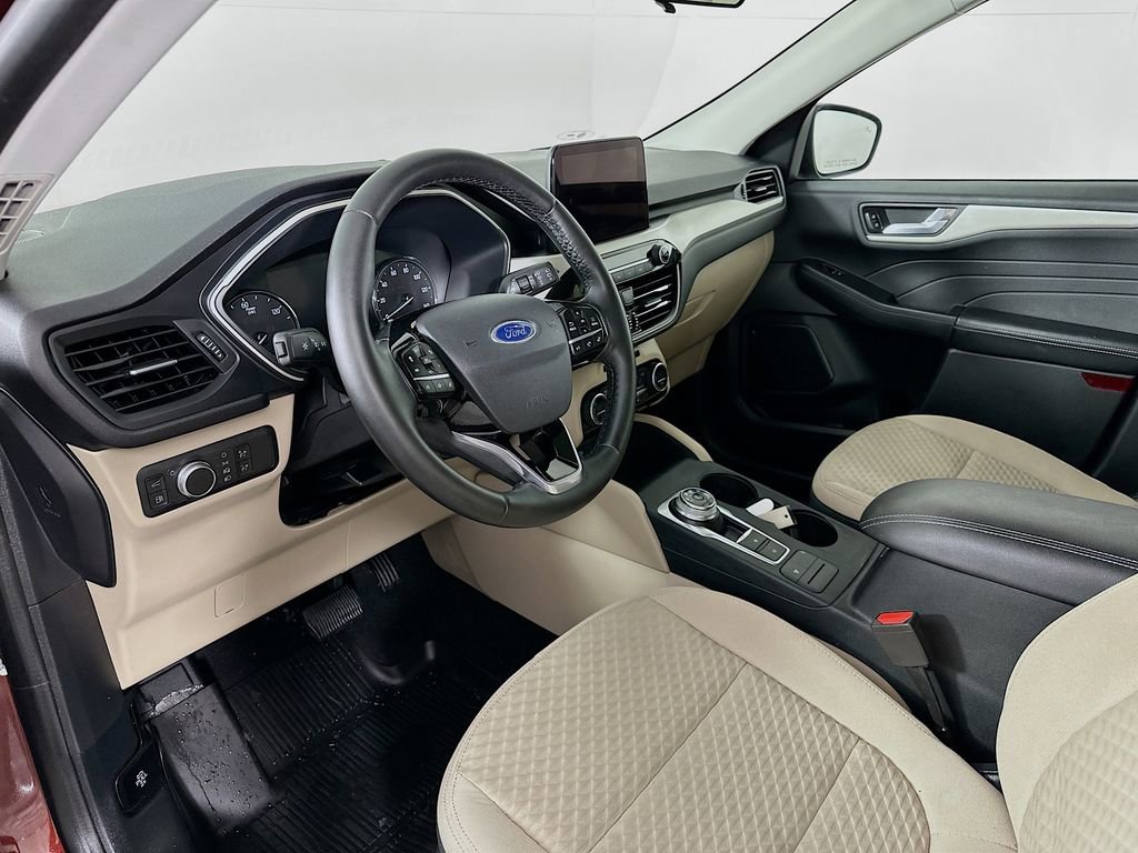 Used 2021 Ford Escape SE w/ Convenience Package image 14