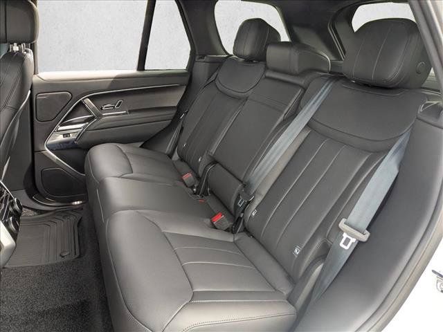 New 2026 Land Rover Range Rover SE AWD/4WD image 16
