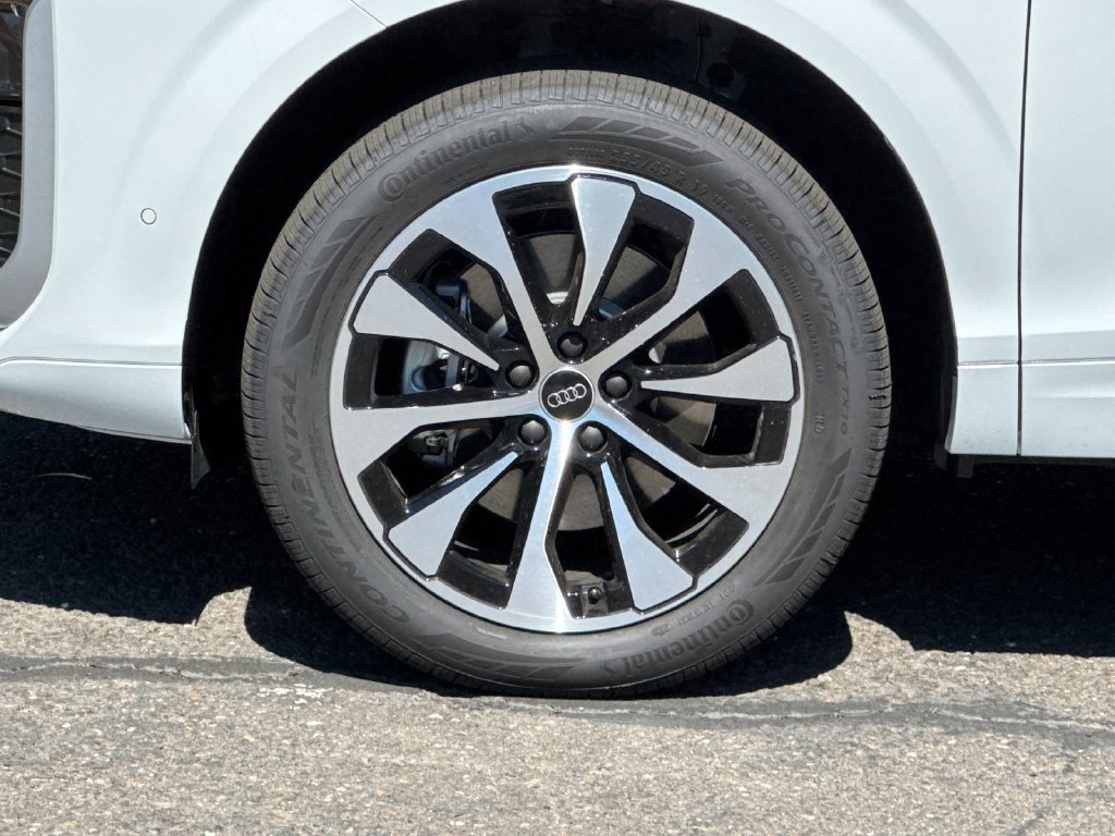 New 2026 Audi Q3 quattro 2.0T AWD/4WD image 26