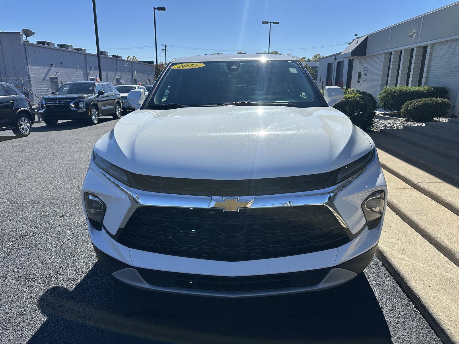 Used 2025 Chevrolet Blazer LT FWD image 4