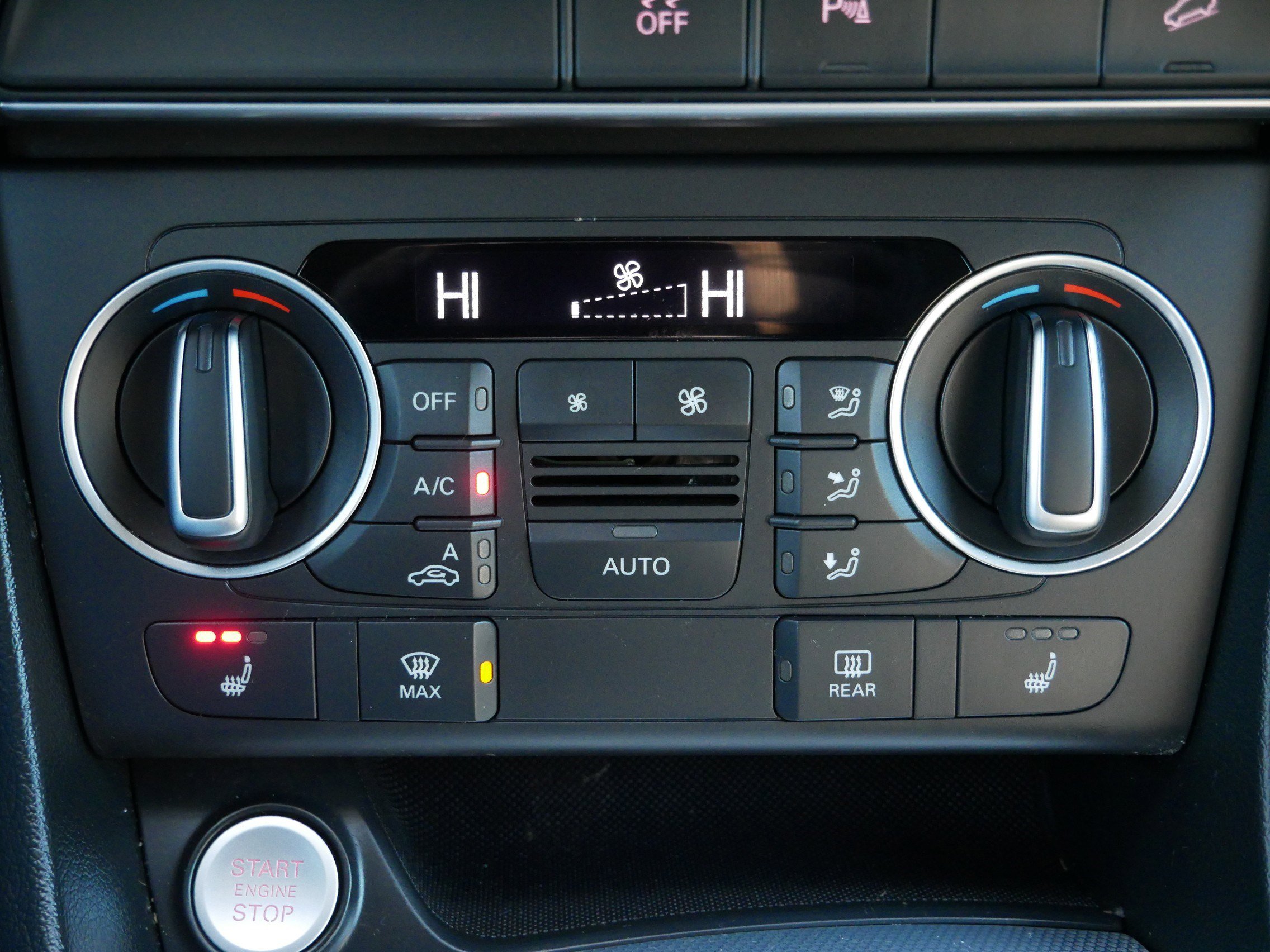 Used 2017 Audi Q3 2.0T Premium Plus w/ Premium Plus Package image 23