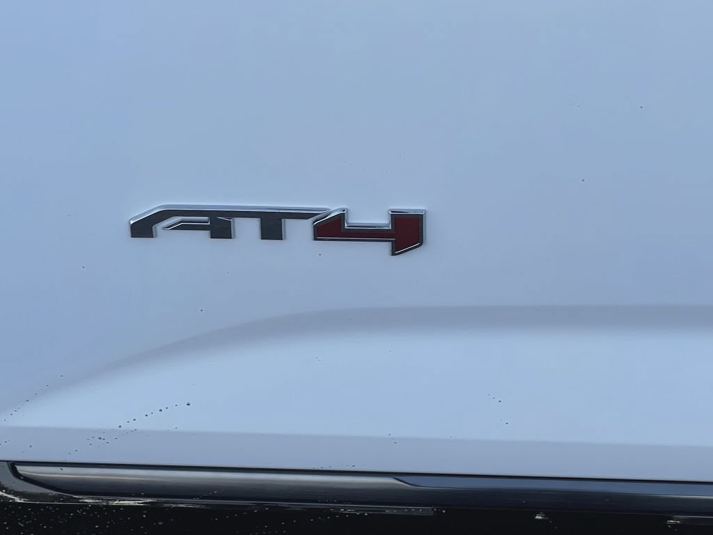 New 2026 GMC Terrain AT4 w/ LPO, Floor Liner Package AWD/4WD image 38