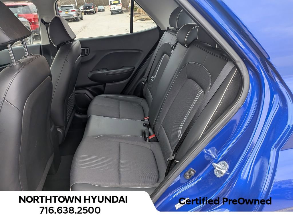 Certified 2023 Hyundai Venue Limited w/ Cargo Package image 34
