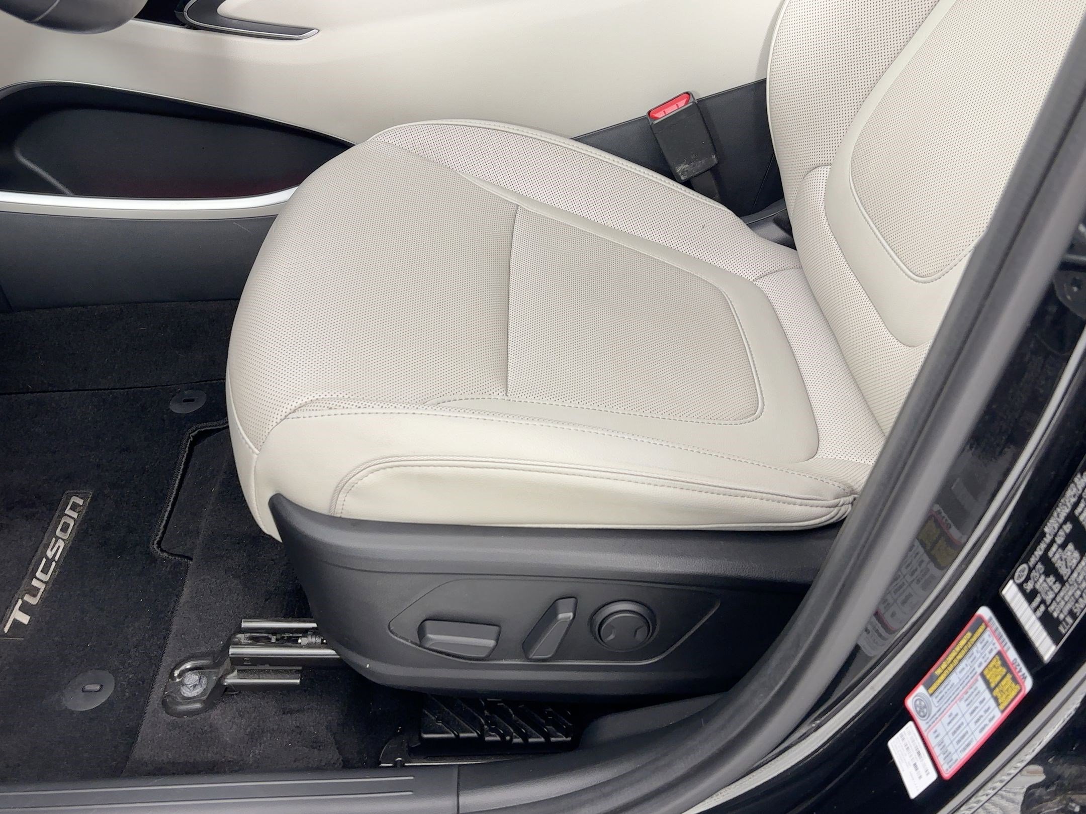 Used 2024 Hyundai Tucson Limited image 14