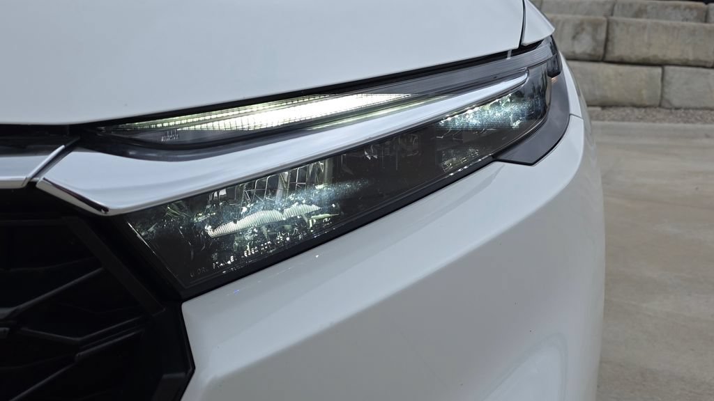 Certified 2023 Honda CR-V LX image 9