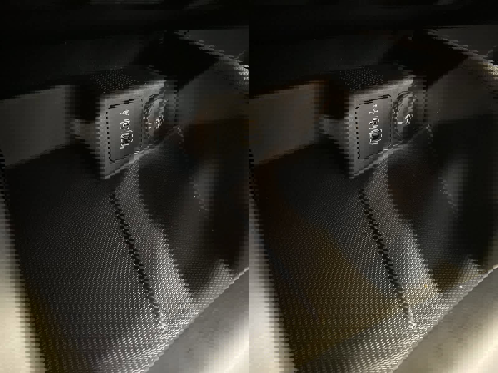 Used 2025 Ford Escape SE image 23