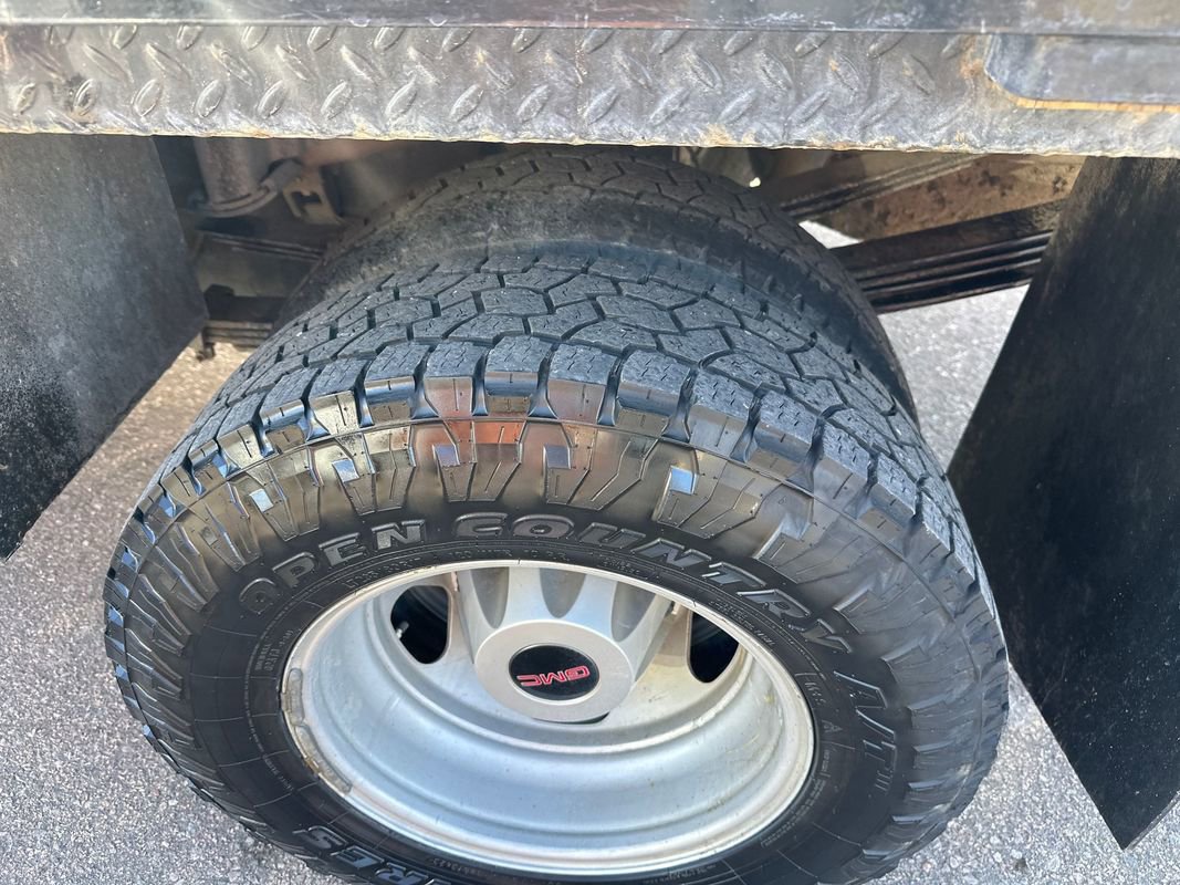 Used 2021 GMC Sierra 3500 4x4 Crew Cab w/ Gooseneck/5TH Wheel Package image 18