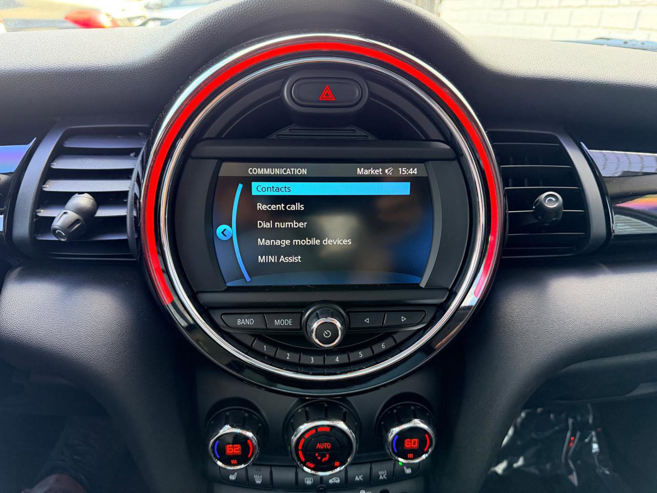 Used 2019 MINI Cooper 4-Door Hardtop image 33