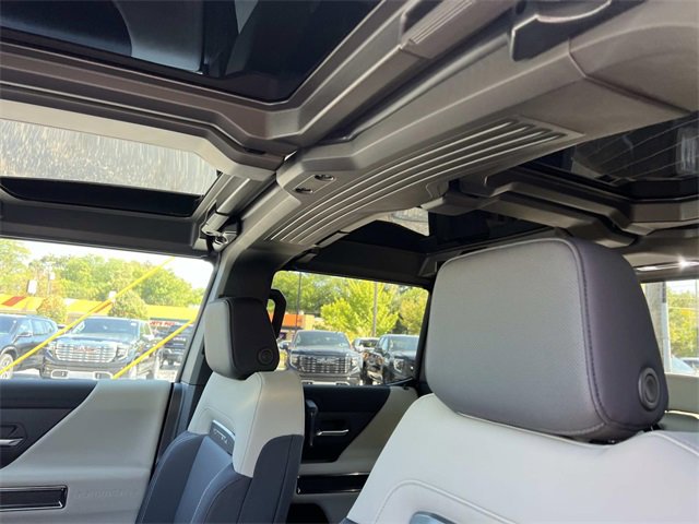 New 2026 GMC Hummer EV 4x4 Crew Cab image 19