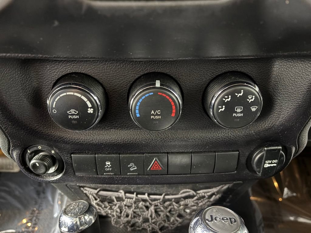 Used 2014 Jeep Wrangler Unlimited Sport w/ Quick Order Package 24S image 17