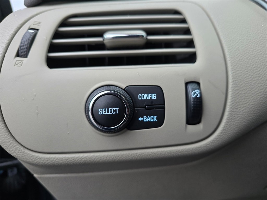 Used 2015 Chevrolet Volt Premium w/ Premium Trim Package image 24