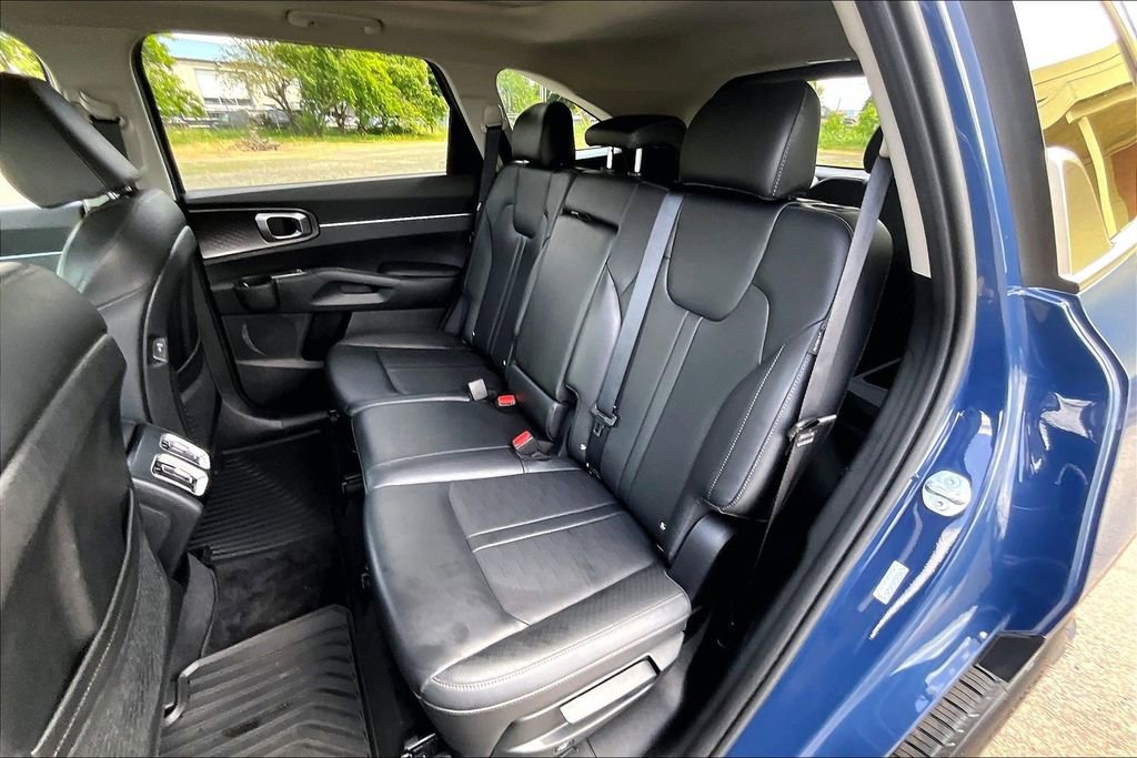 Used 2024 Kia Sorento S w/ Panoramic Sunroof Package AWD/4WD image 21