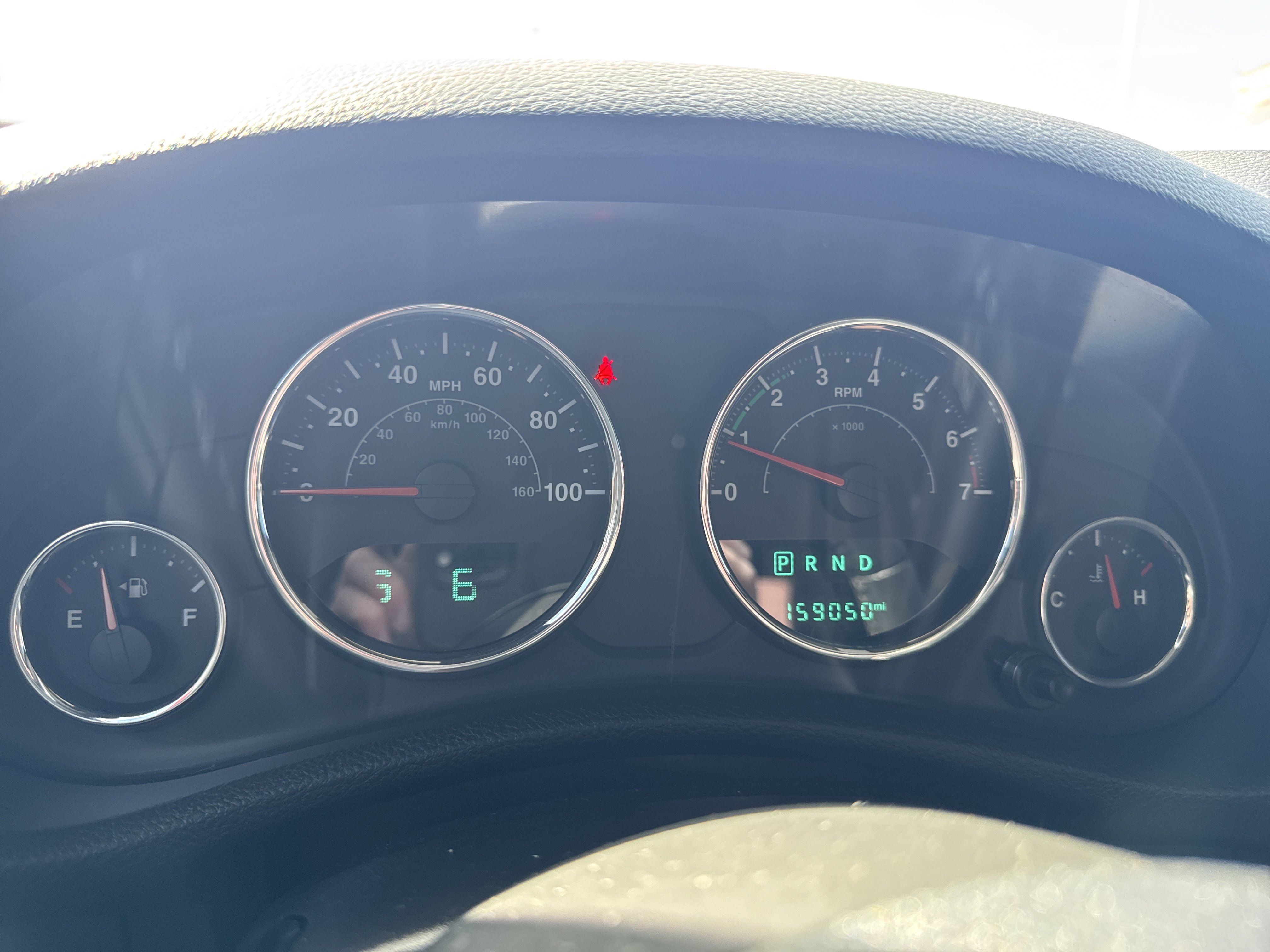 Used 2016 Jeep Wrangler Unlimited Sahara w/ Dual Top Group image 18