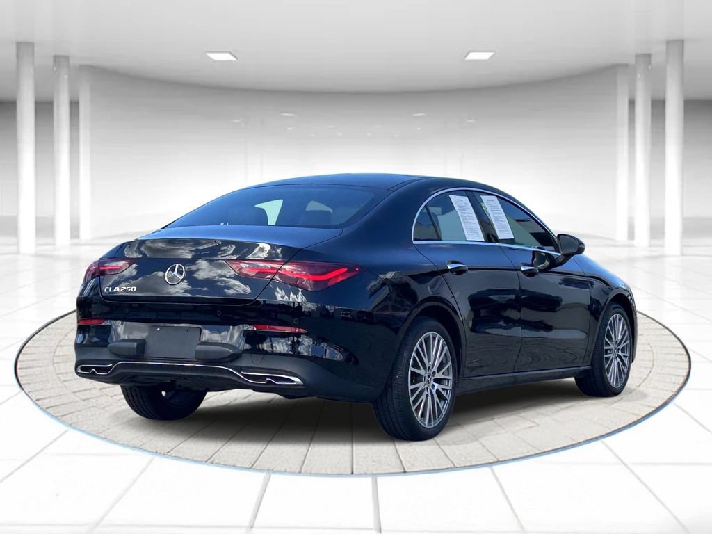 Used 2025 Mercedes-Benz CLA 250 image 4